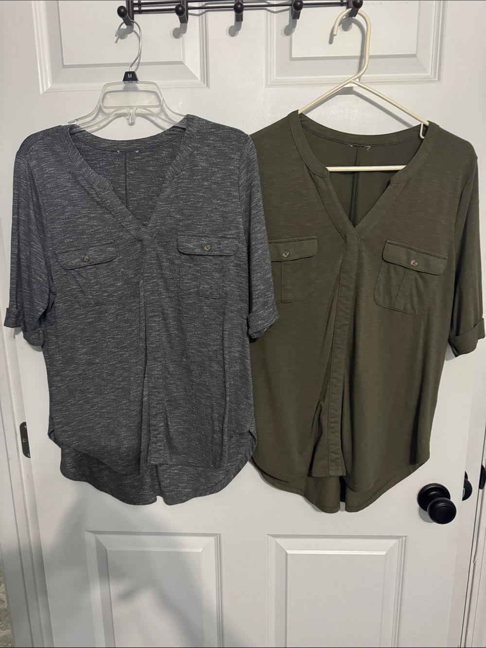 V-Neck Pocket Roll-Sleeve Women's Top - Gray and Olive